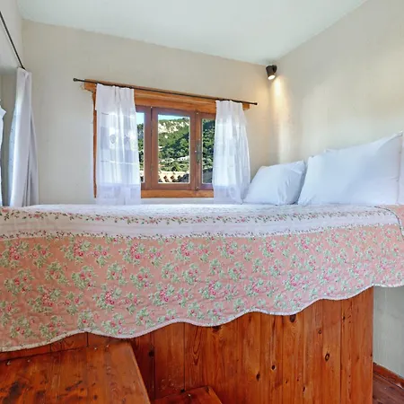 Tower Apartment Marathias (Zakynthos)
